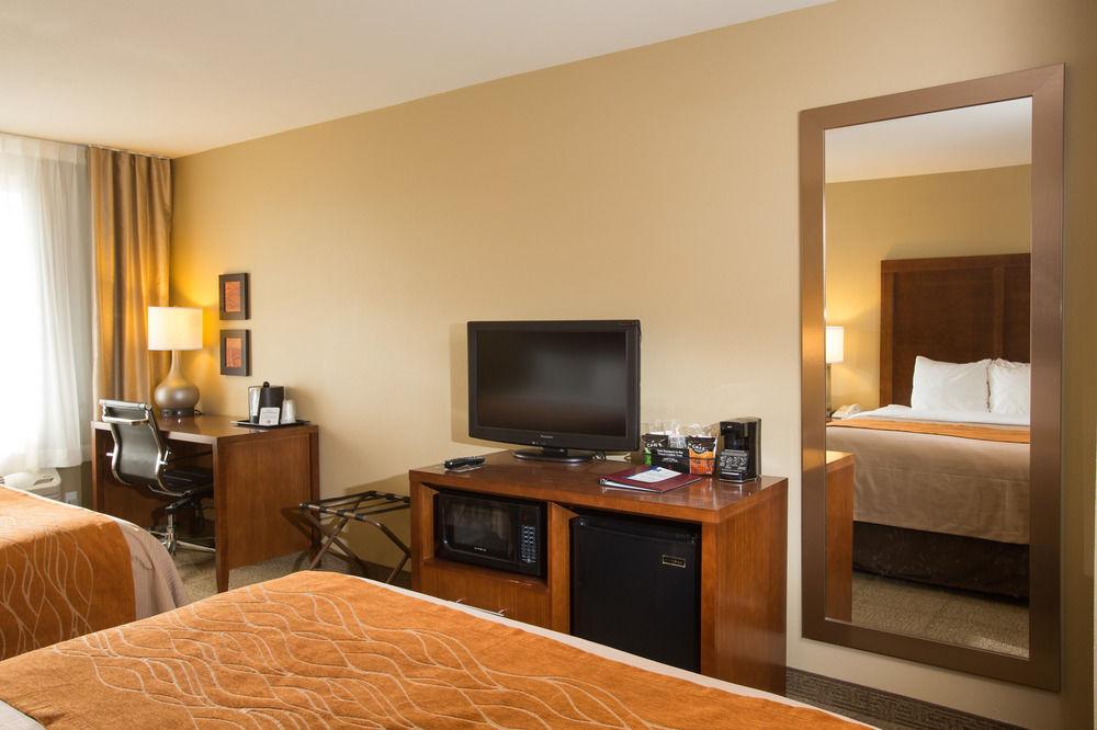 Comfort Inn & Suites Spokane Valley Exterior photo