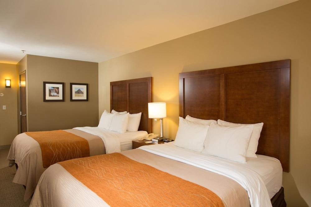 Comfort Inn & Suites Spokane Valley Exterior photo