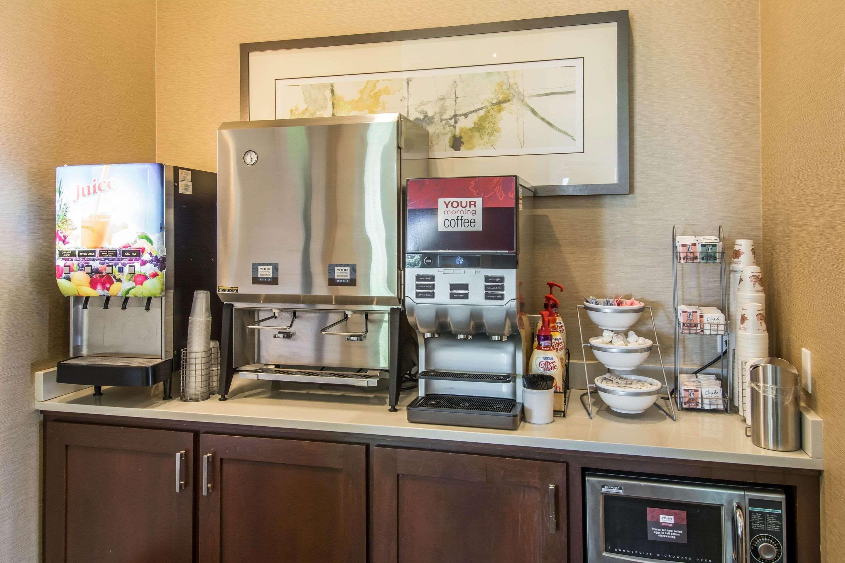 Comfort Inn & Suites Spokane Valley Exterior photo