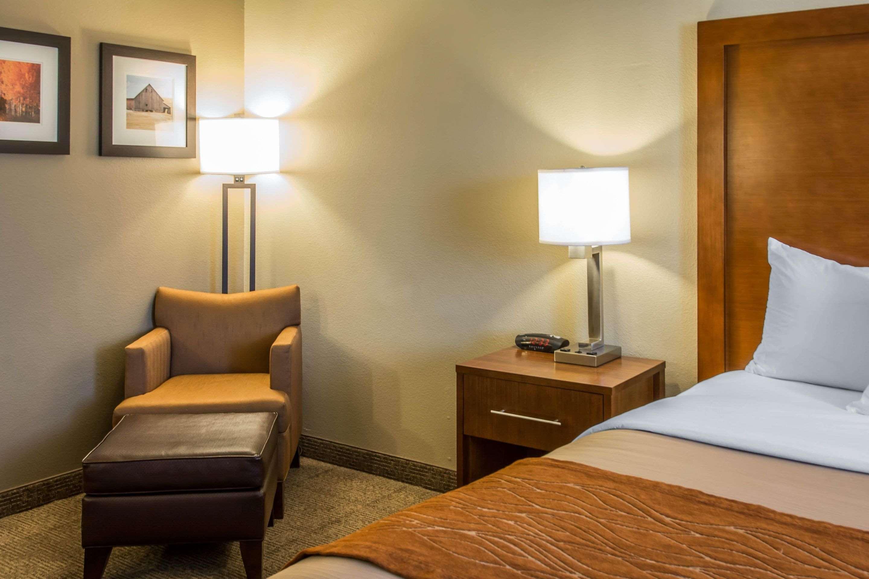 Comfort Inn & Suites Spokane Valley Exterior photo
