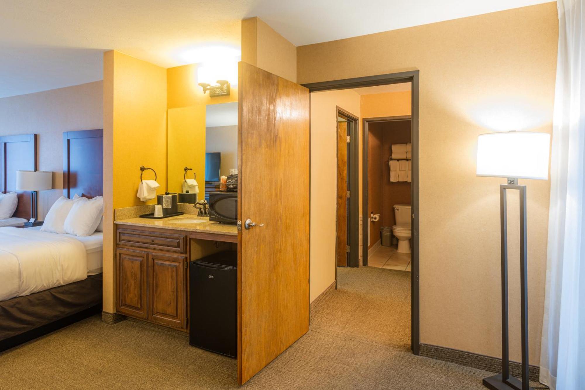 Comfort Inn & Suites Spokane Valley Exterior photo